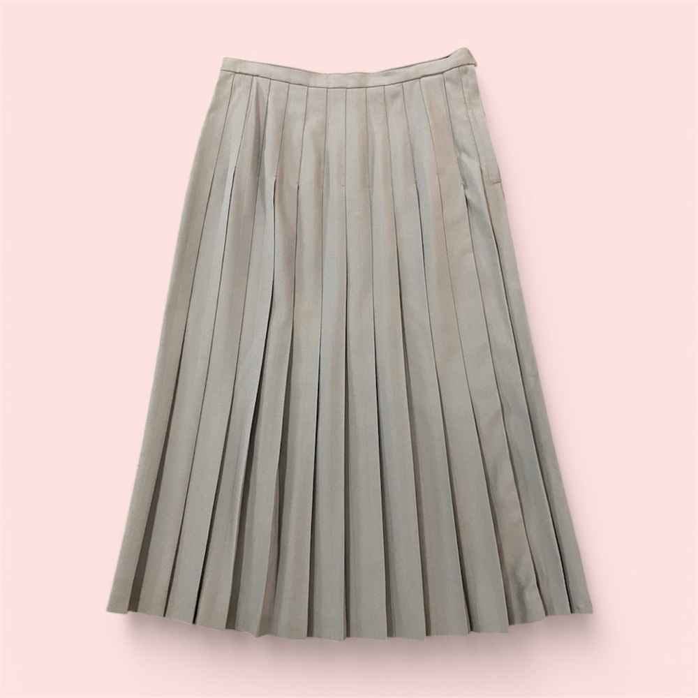 Hand Crafted Women’s Classic Pleated Skirt Taupe
